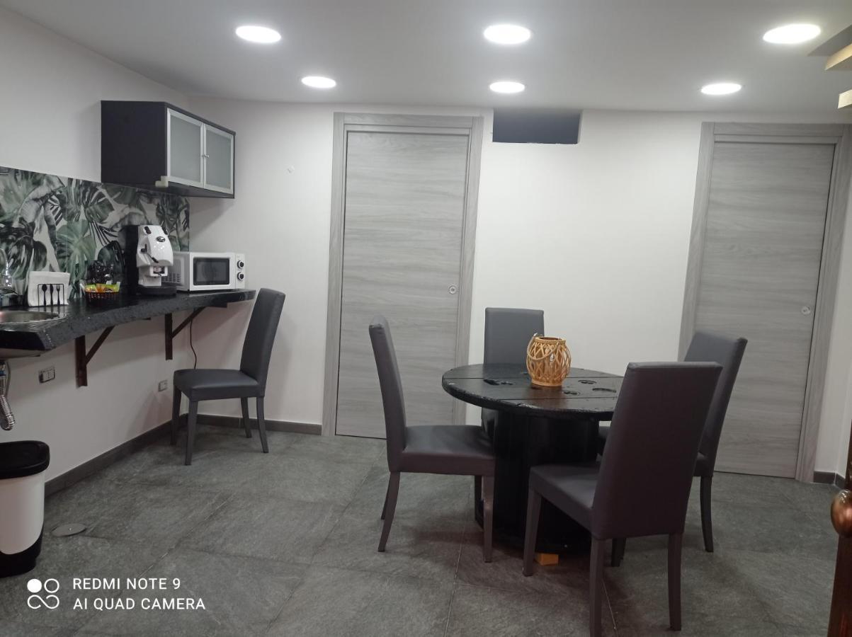 Naples In The Heart Villa Екстериор снимка